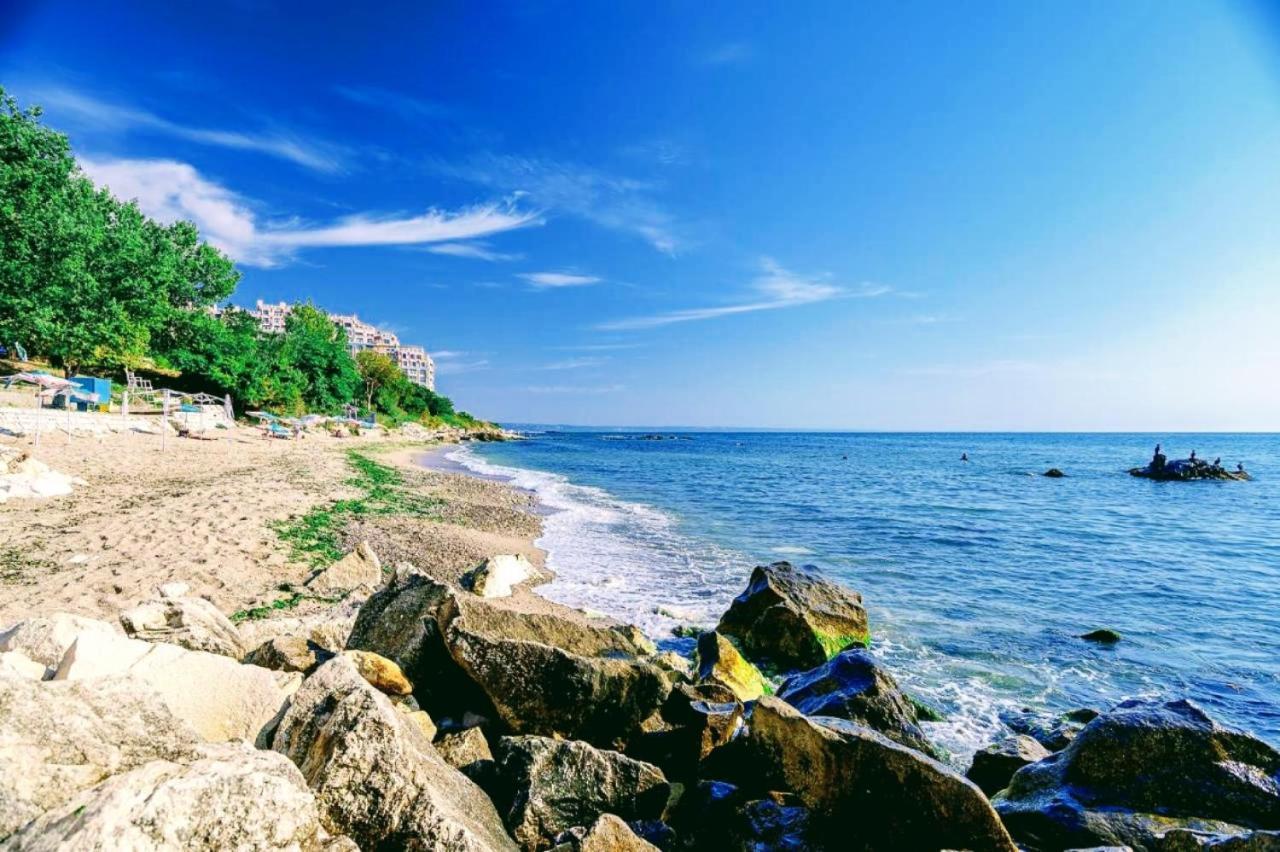 גולדן סנדס Beach Apartment Rose מראה חיצוני תמונה