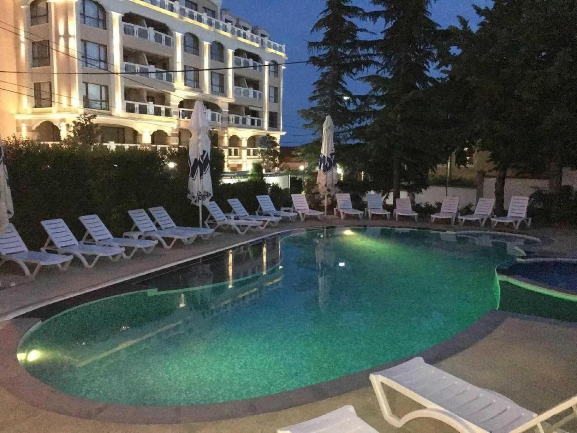 גולדן סנדס Beach Apartment Rose מראה חיצוני תמונה